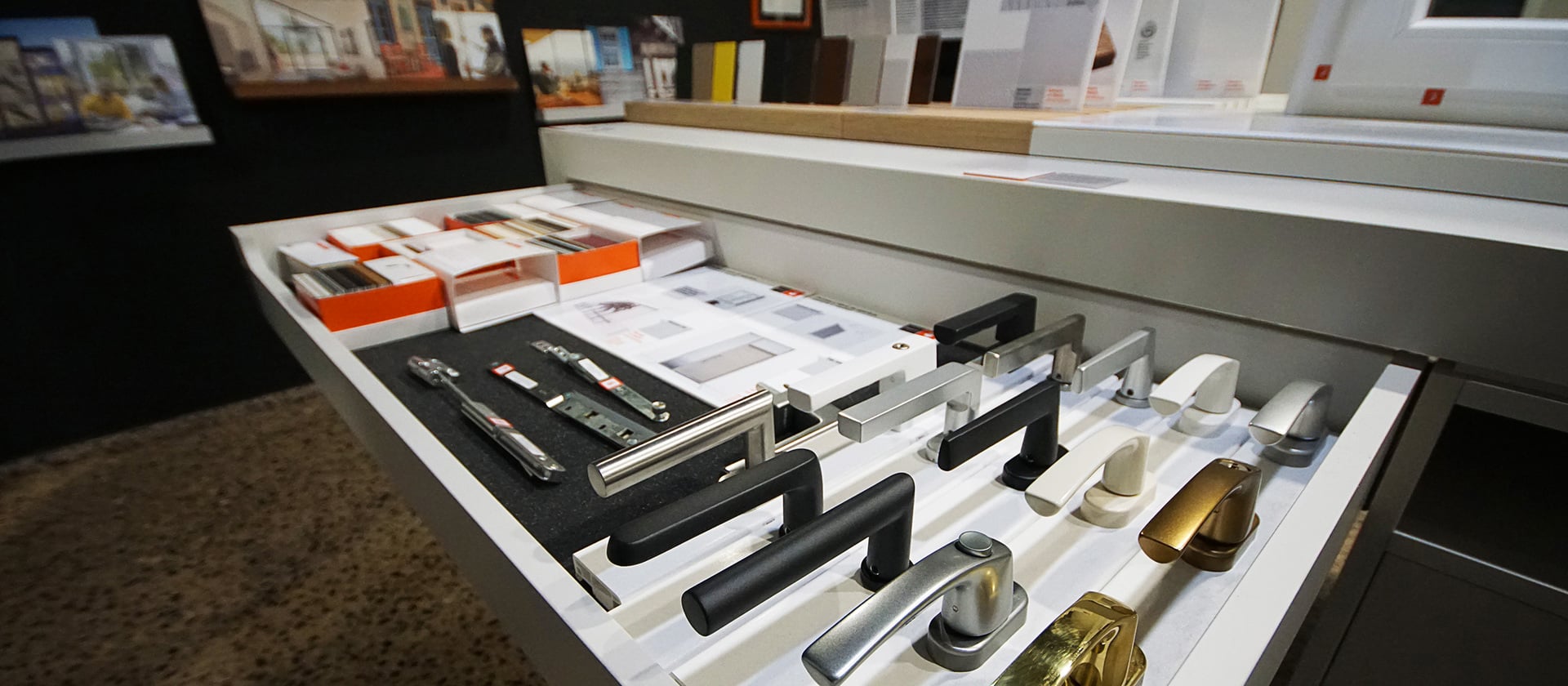 ARQUITECTURA DEL VIDRE S.L.