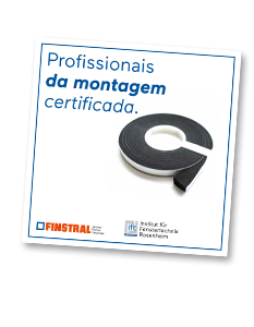 Profissionais da montagem certificada.