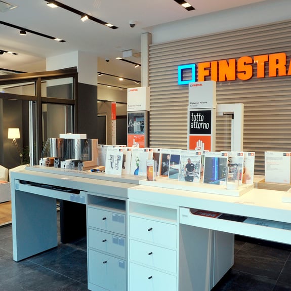 Showroom di serramenti a Milano.