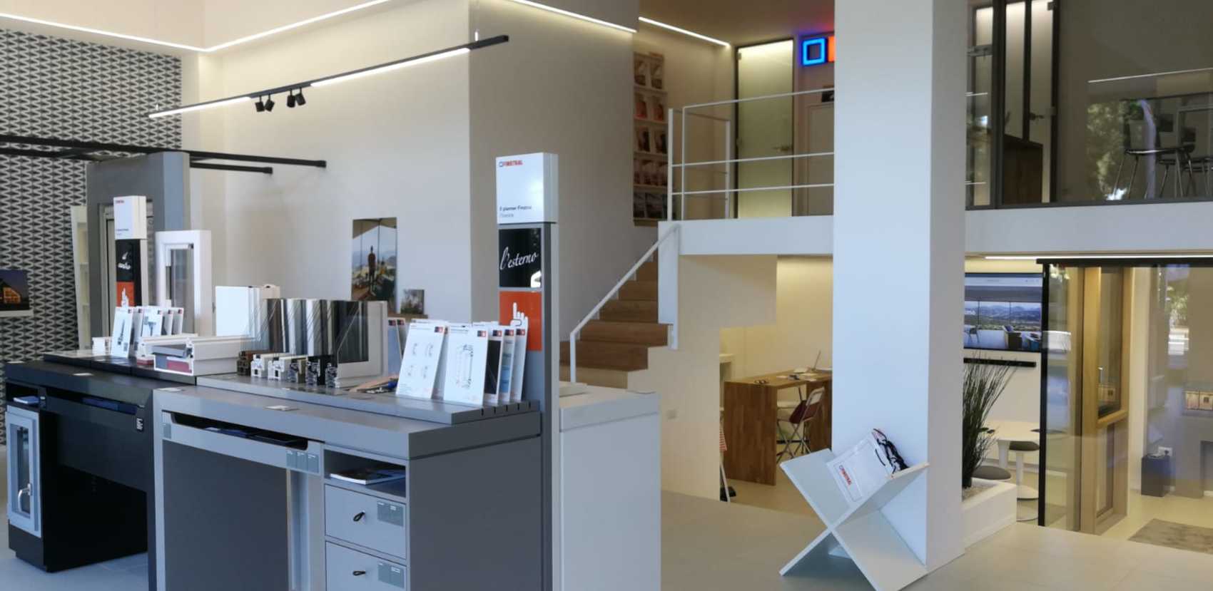 La progettazione attraverso quattro dimensioni: “l’esterno”, “il centro”, “l’interno” e “tutto attorno”.