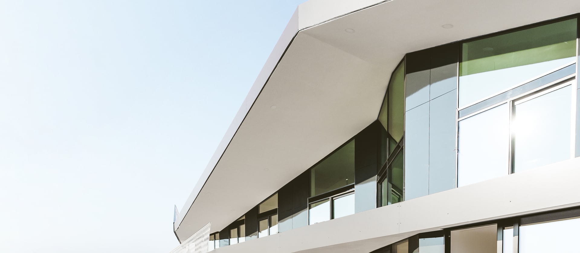 Respetado y sobreelevado.