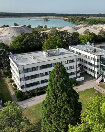 Bedrijfspand in Iffezheim