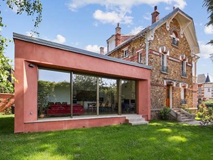 Single-family house near Paris