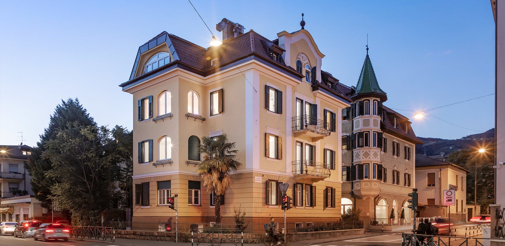 Estética tradicional com janelas novas: renovação de um edifício em Bozen.